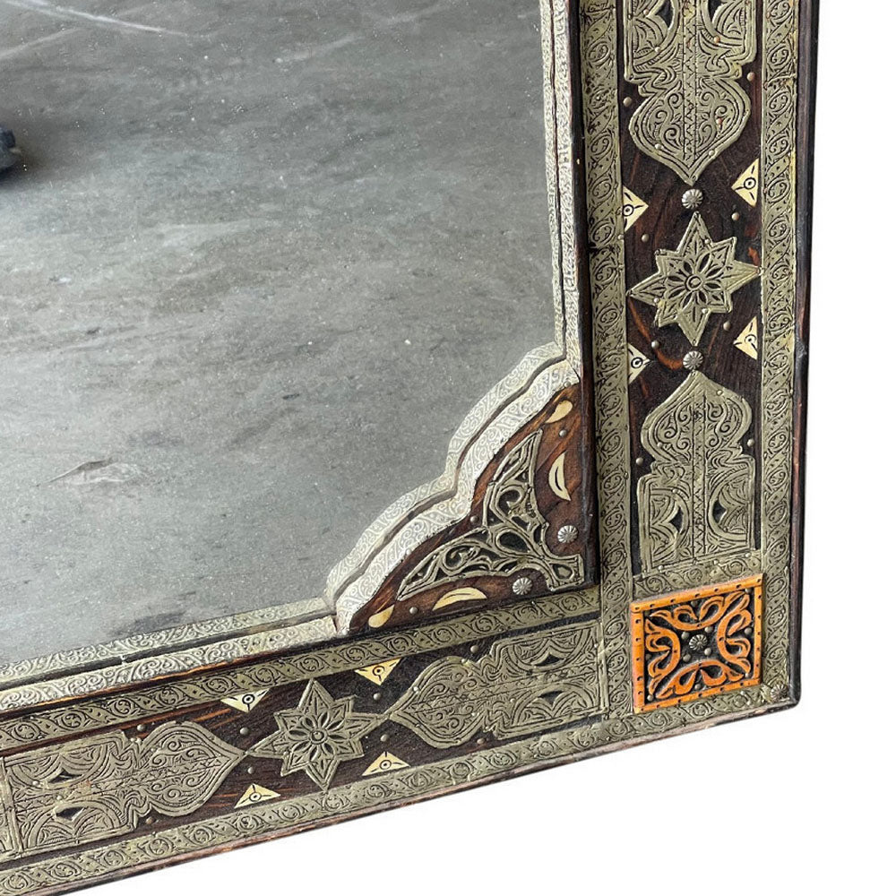 Moroccan Mirror With Silver And Bone Decor - Berbere Imports